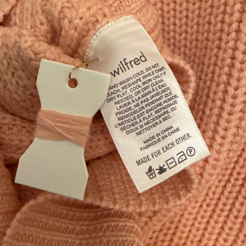 Aritzia Montpellier Turtleneck Size 2XS Peach - Picture 3 of 6